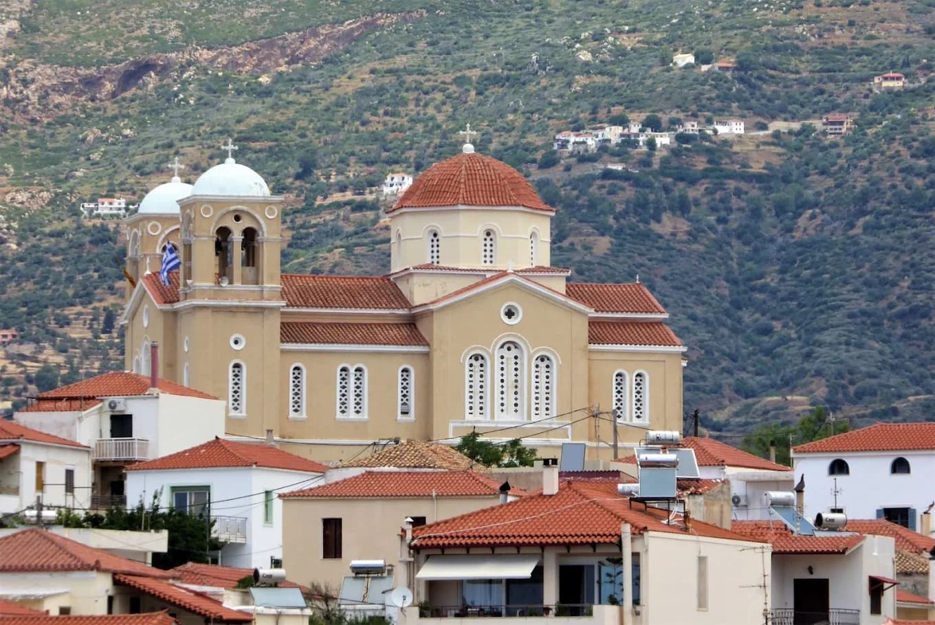 Agia Triada church overlooking Neapoli