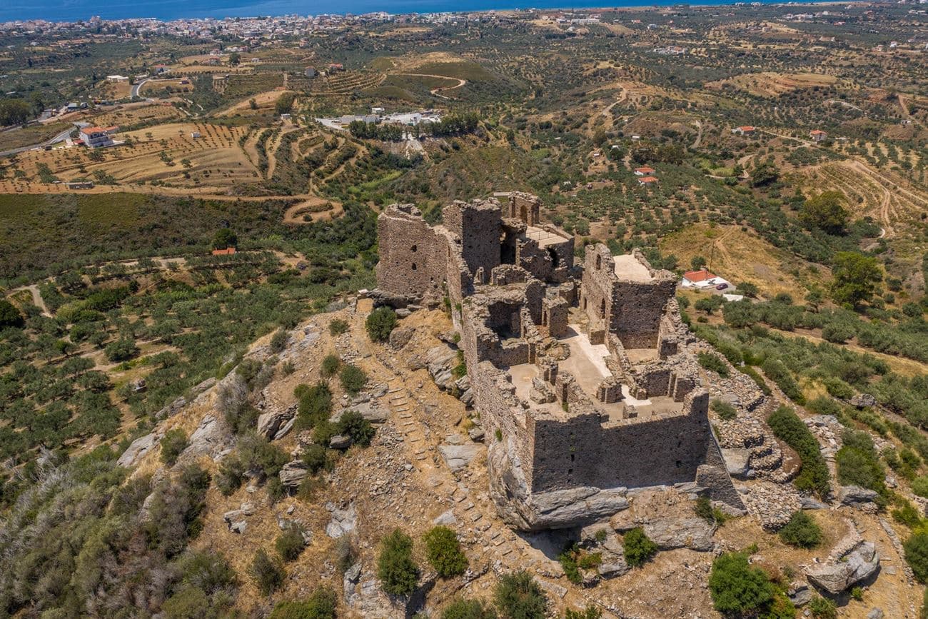 Vatica Castle ruins overlooking the landscape