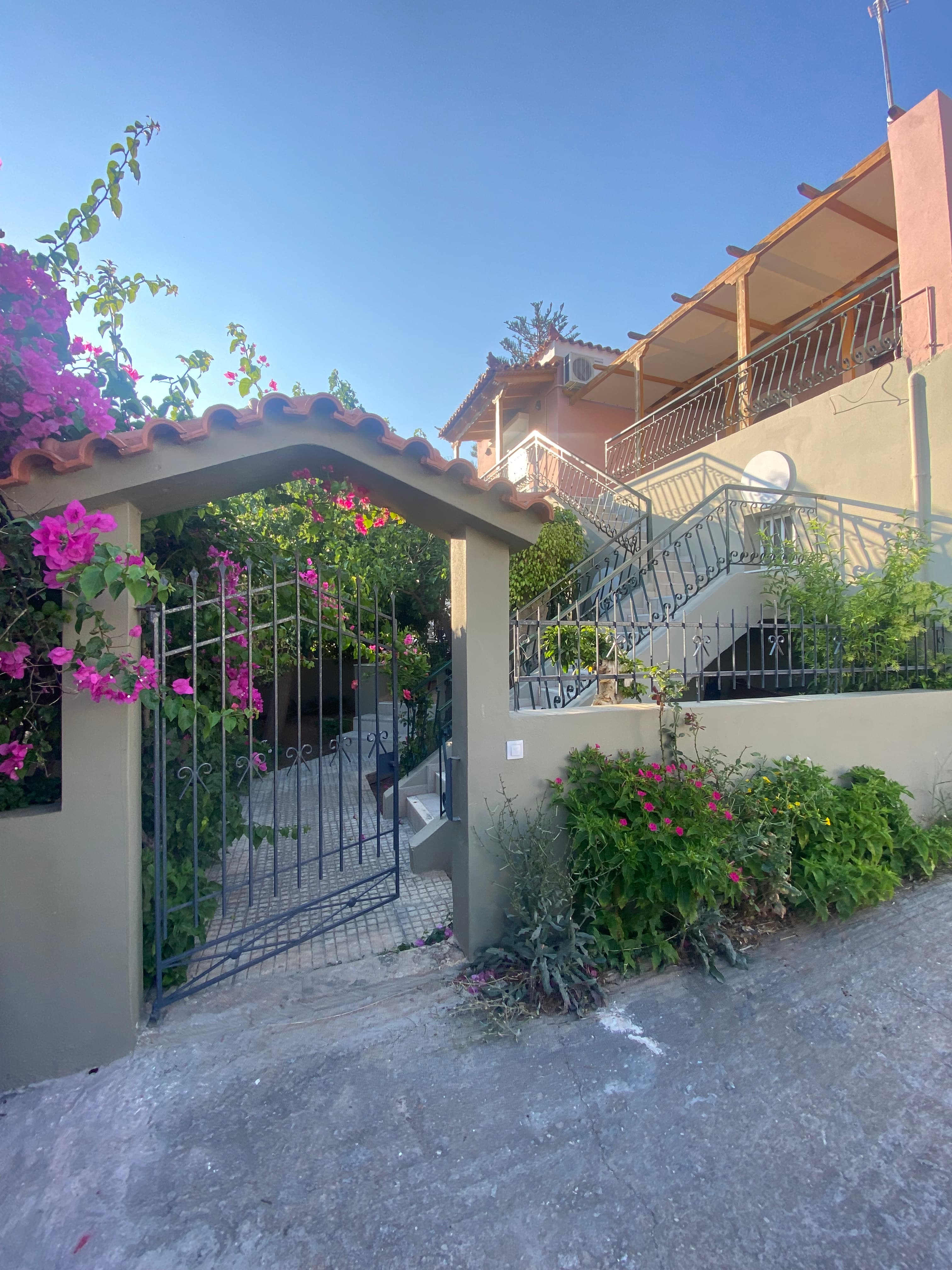 Ilisia Neapoli Apartments 1