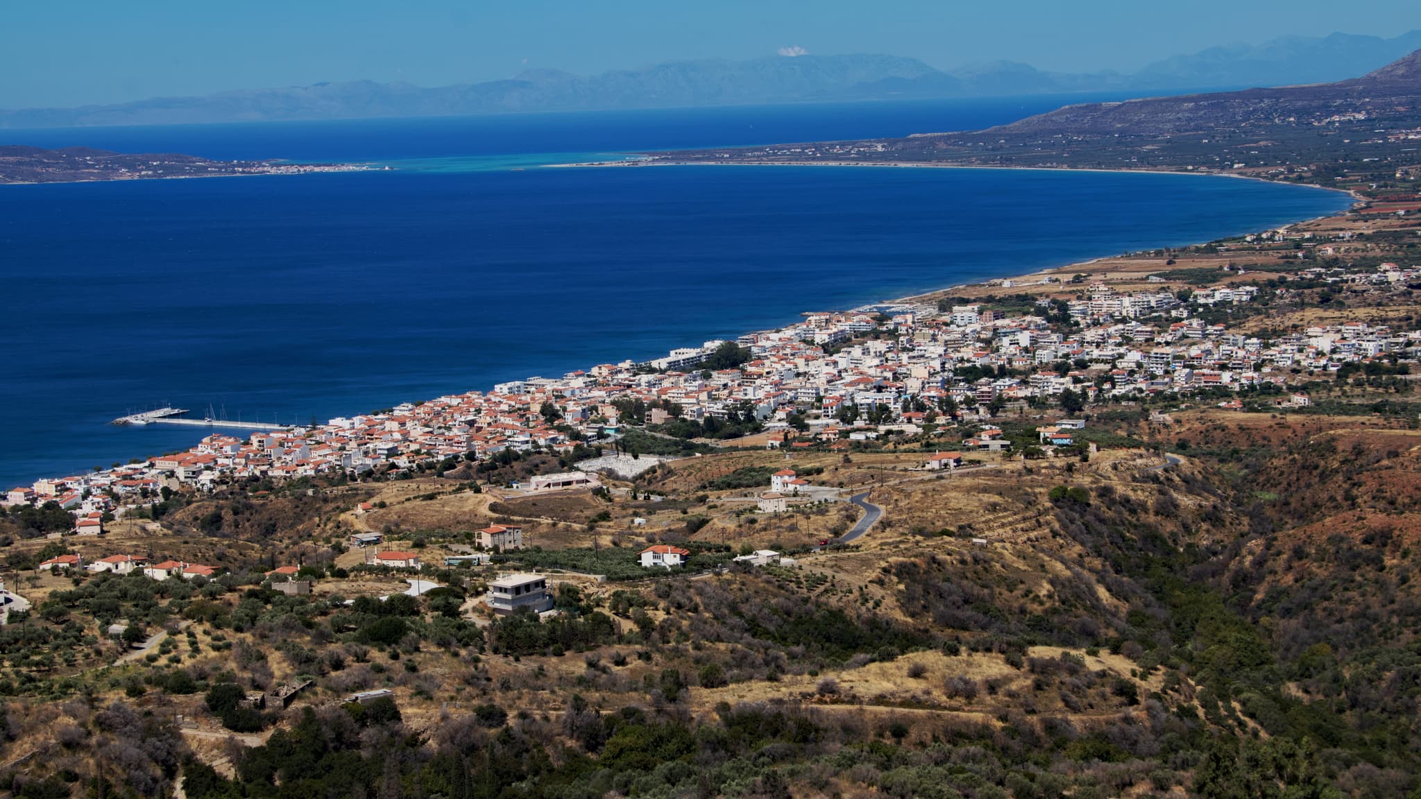 Panoramic view of Neapoli town and bay